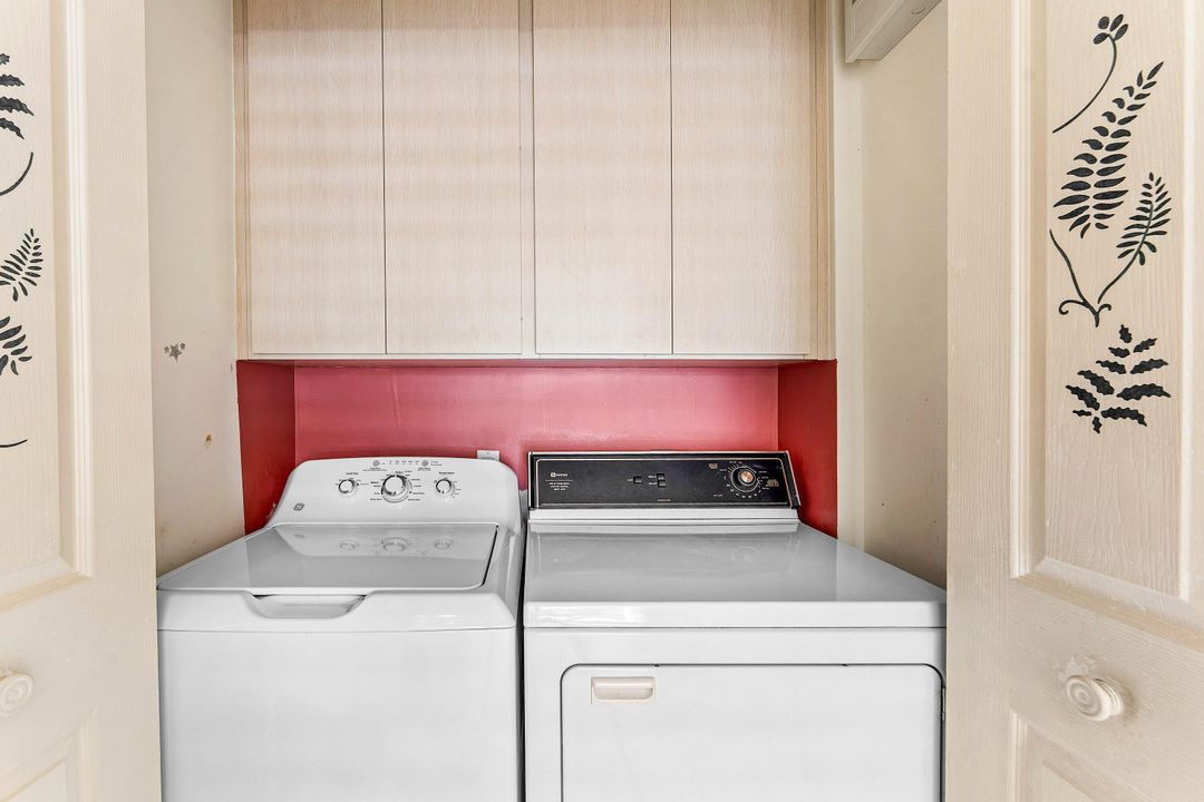 待售: $350,000 (2 贝兹, 2 浴室, 1152 平方英尺)