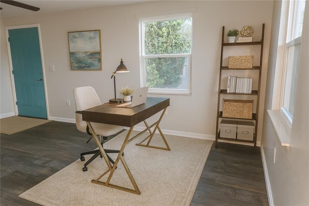 For Sale: $295,000 (3 beds, 1 baths, 624 Square Feet)