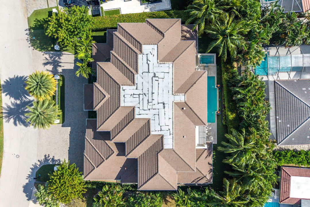 For Sale: $10,900,000 (5 beds, 6 baths, 7169 Square Feet)