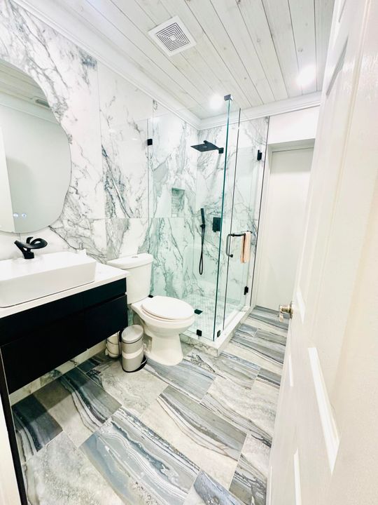 For Rent: $3,800 (4 beds, 2 baths, 1272 Square Feet)