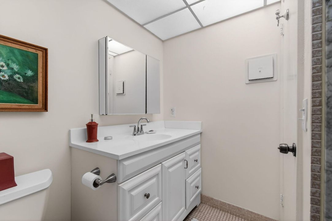 На продажу: $120,000 (2 спален, 2 ванн, 907 Квадратных фут)