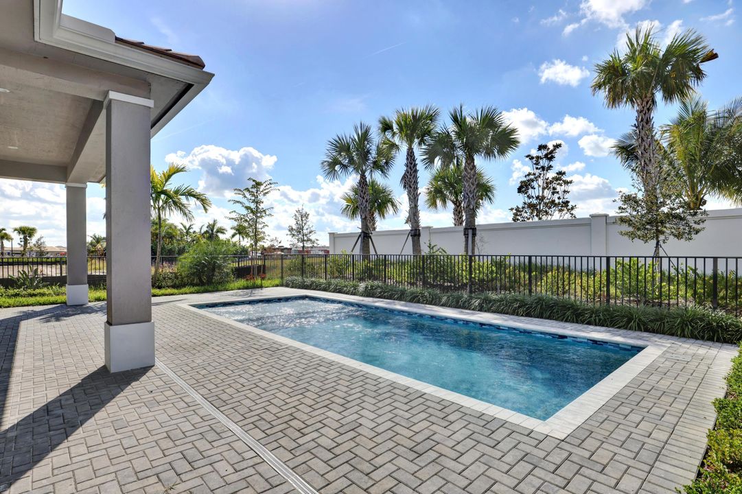 На продажу: $949,000 (3 спален, 2 ванн, 2372 Квадратных фут)