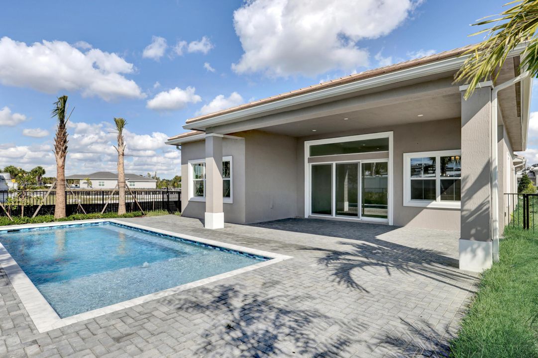 На продажу: $949,000 (3 спален, 2 ванн, 2372 Квадратных фут)