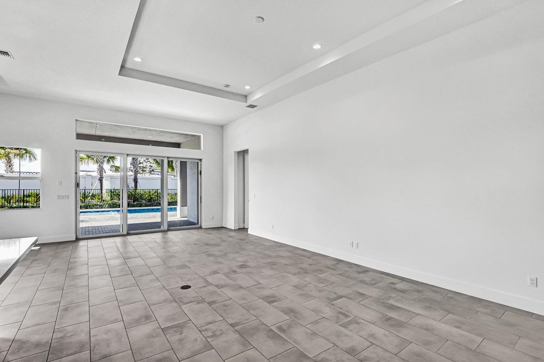 На продажу: $949,000 (3 спален, 2 ванн, 2372 Квадратных фут)