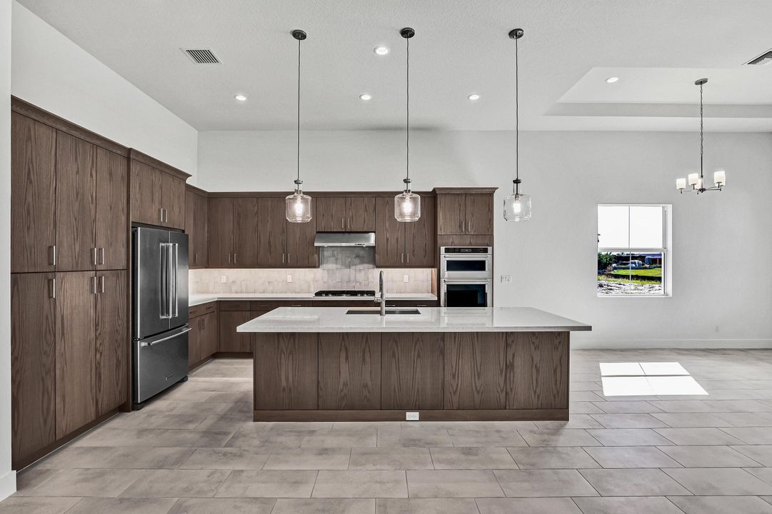 На продажу: $949,000 (3 спален, 2 ванн, 2372 Квадратных фут)