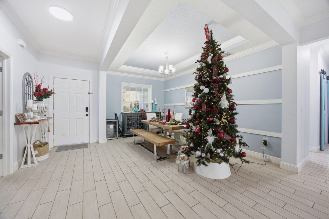 На продажу: $595,000 (4 спален, 3 ванн, 2466 Квадратных фут)