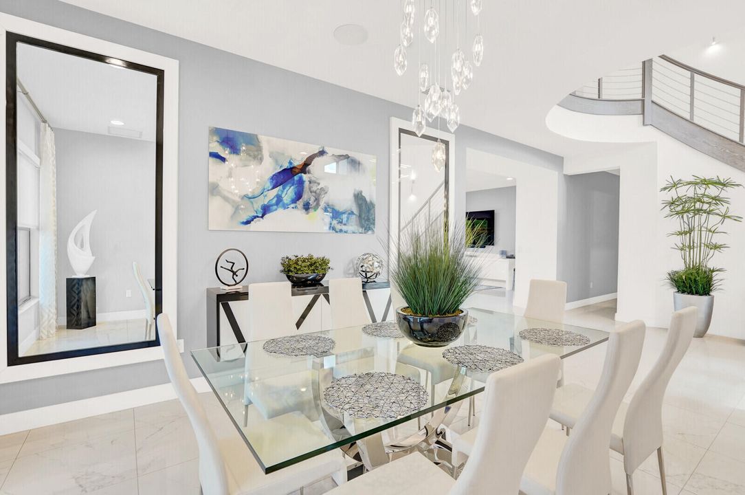 For Sale: $2,800,000 (5 beds, 5 baths, 4862 Square Feet)