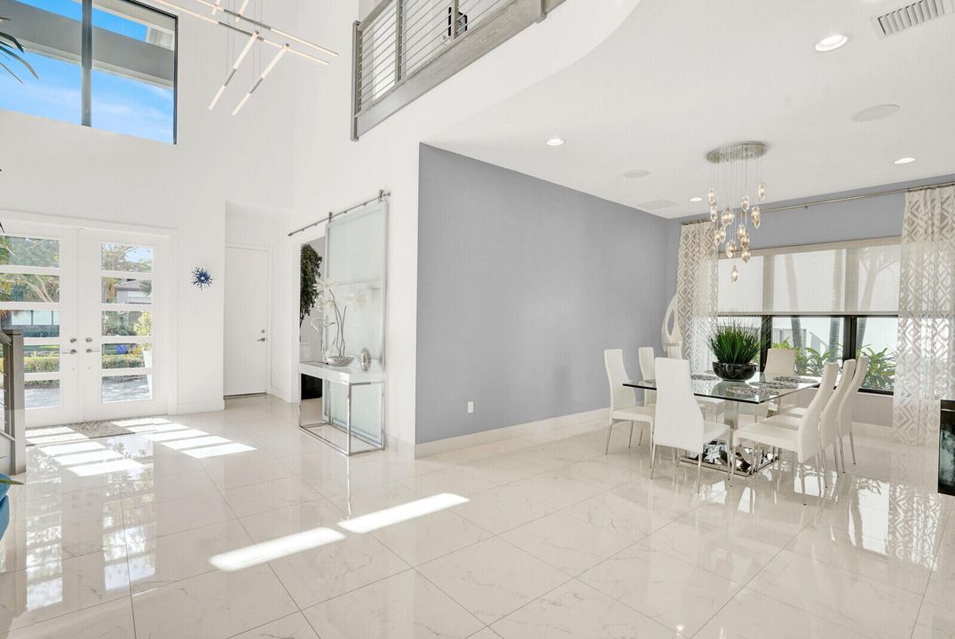 For Sale: $2,800,000 (5 beds, 5 baths, 4862 Square Feet)