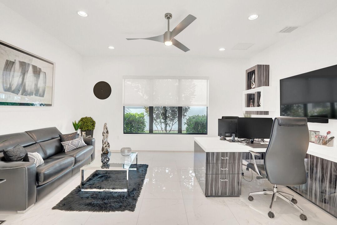 For Sale: $2,800,000 (5 beds, 5 baths, 4862 Square Feet)