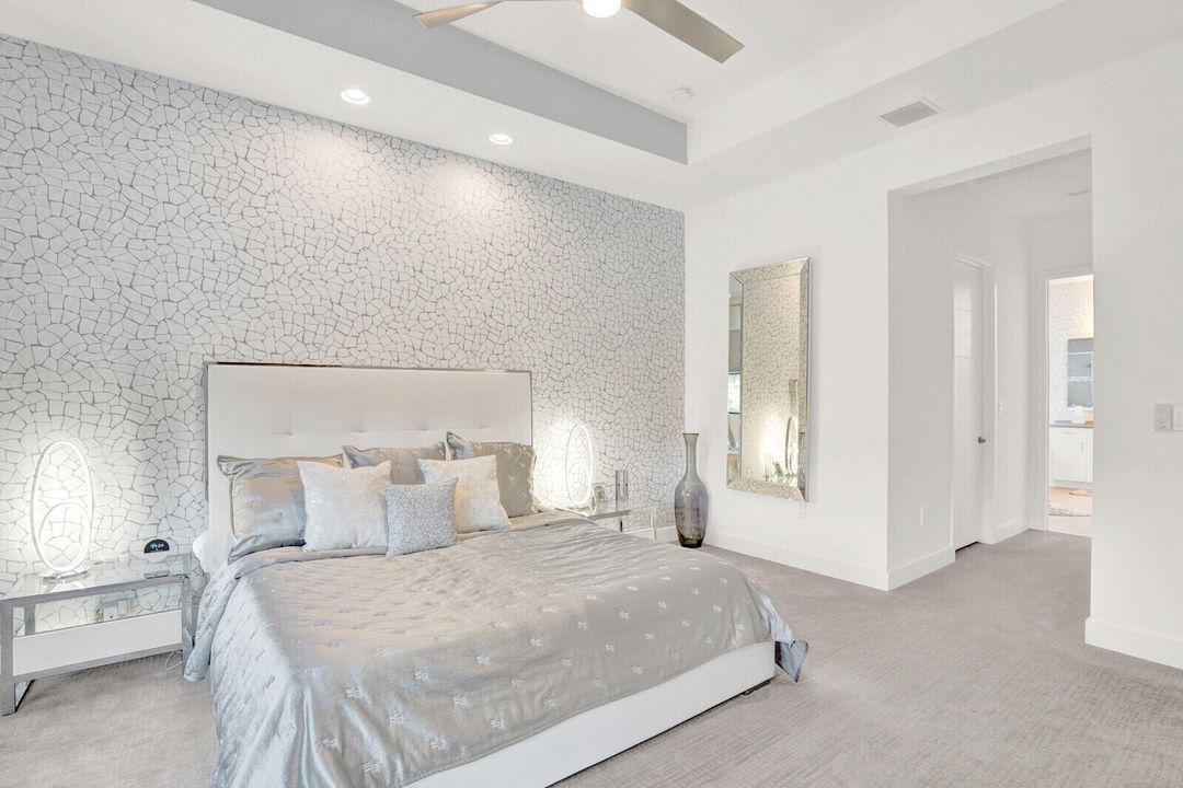 For Sale: $2,800,000 (5 beds, 5 baths, 4862 Square Feet)