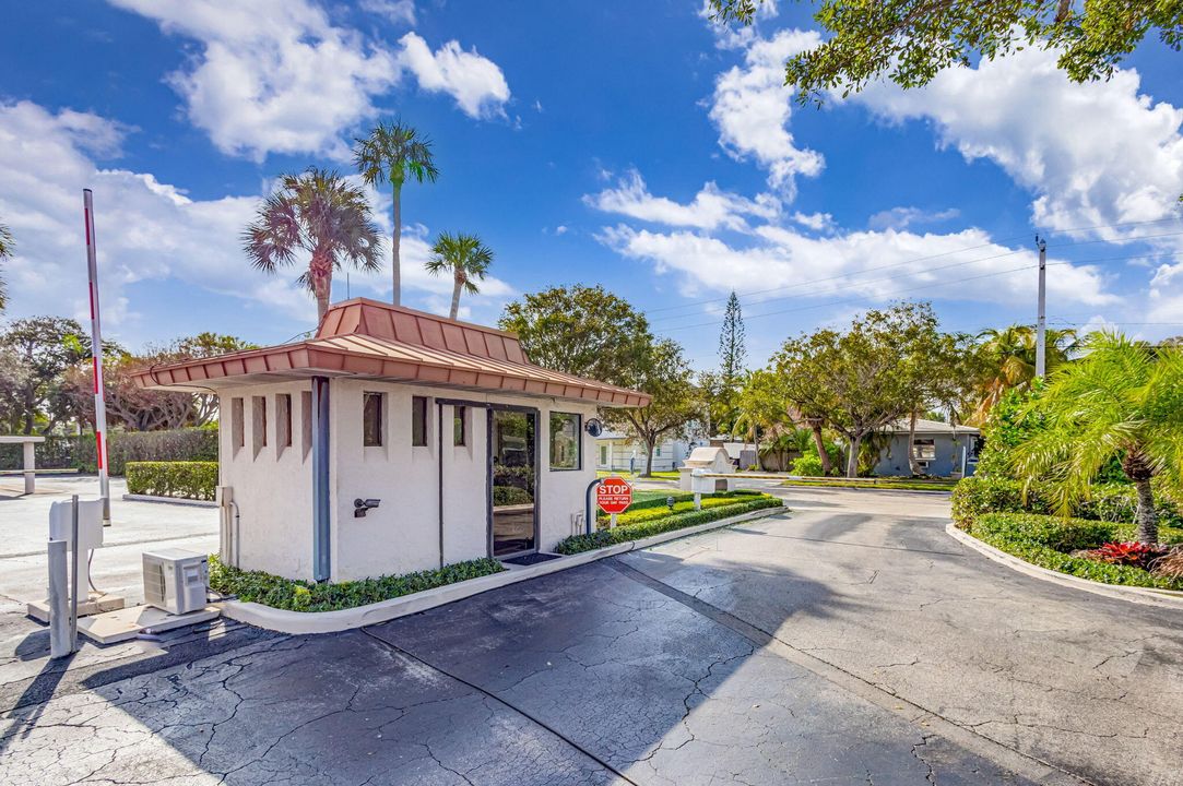 En Venta: $459,900 (2 camas, 2 baños, 1235 Pies cuadrados)