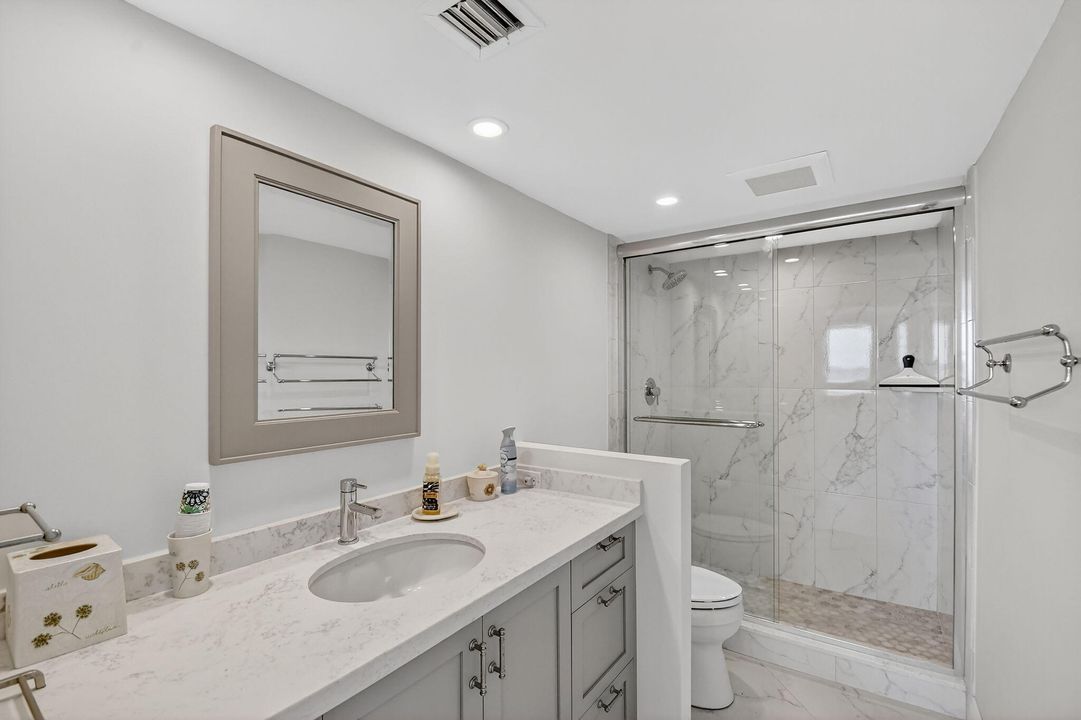 En Venta: $459,900 (2 camas, 2 baños, 1235 Pies cuadrados)