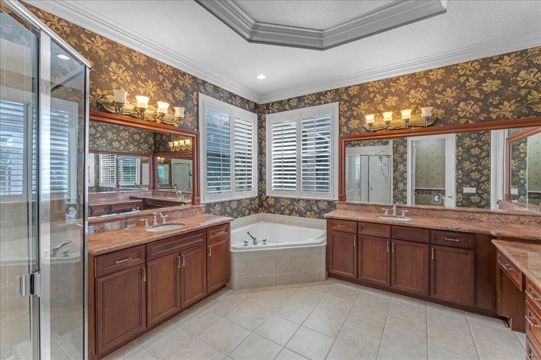 待售: $1,575,000 (4 贝兹, 5 浴室, 4904 平方英尺)