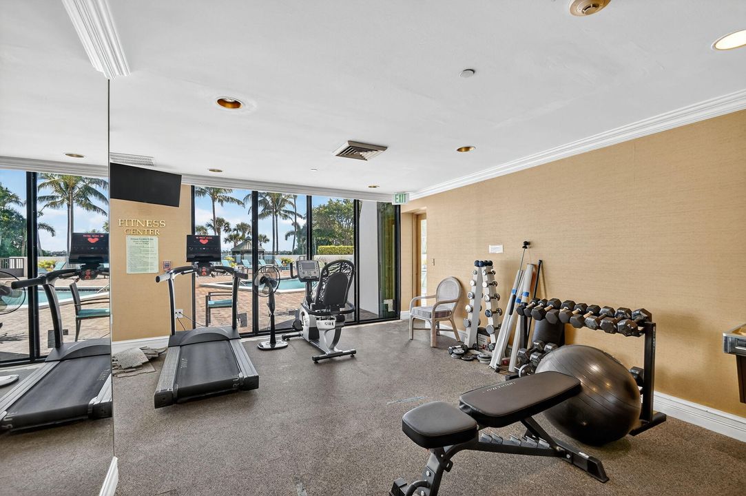 En Venta: $459,900 (2 camas, 2 baños, 1235 Pies cuadrados)