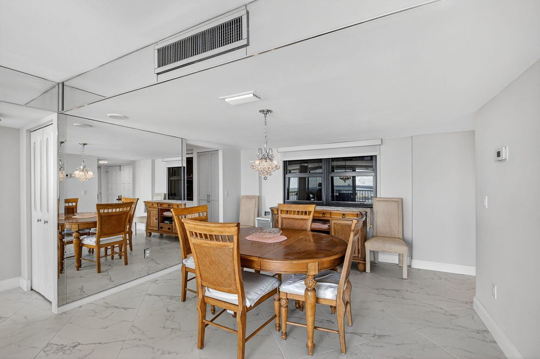 En Venta: $459,900 (2 camas, 2 baños, 1235 Pies cuadrados)