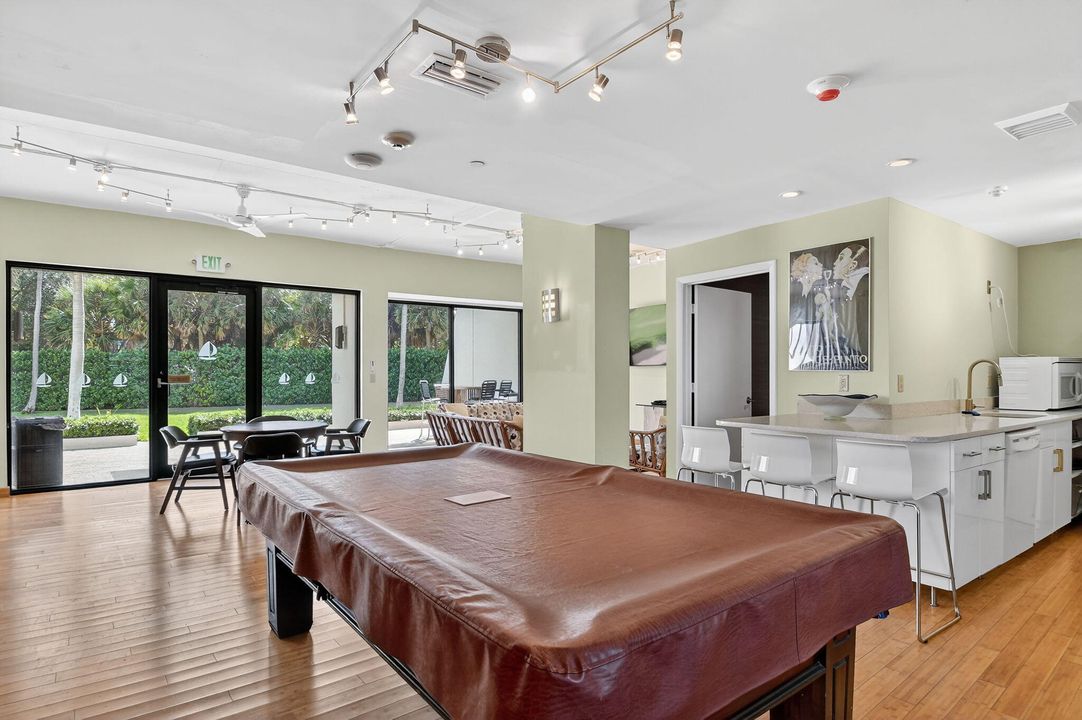 En Venta: $459,900 (2 camas, 2 baños, 1235 Pies cuadrados)