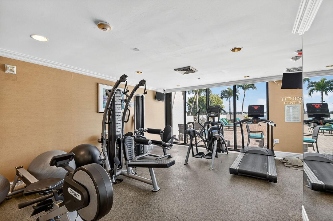 En Venta: $459,900 (2 camas, 2 baños, 1235 Pies cuadrados)