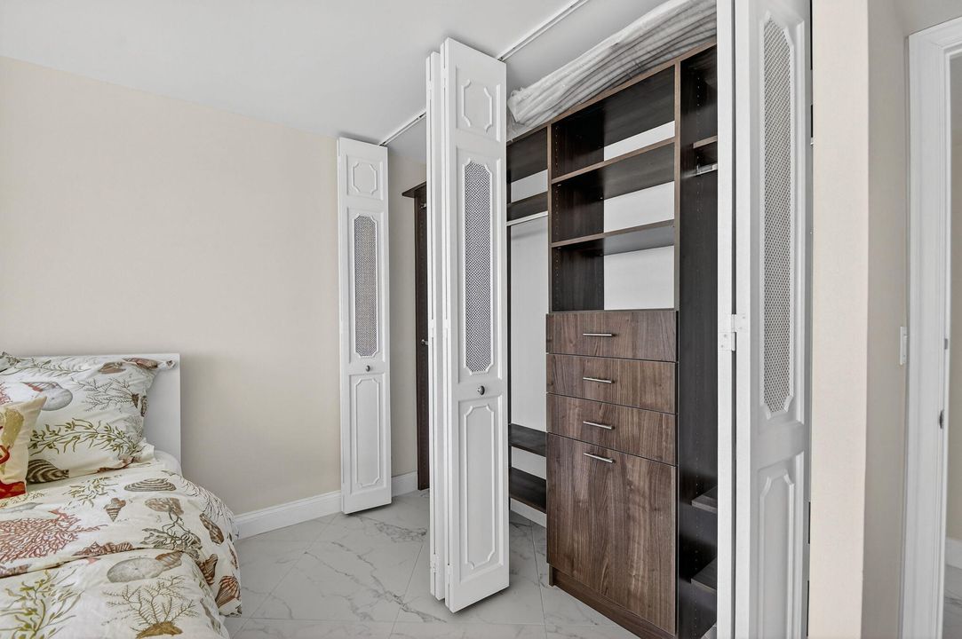 En Venta: $459,900 (2 camas, 2 baños, 1235 Pies cuadrados)