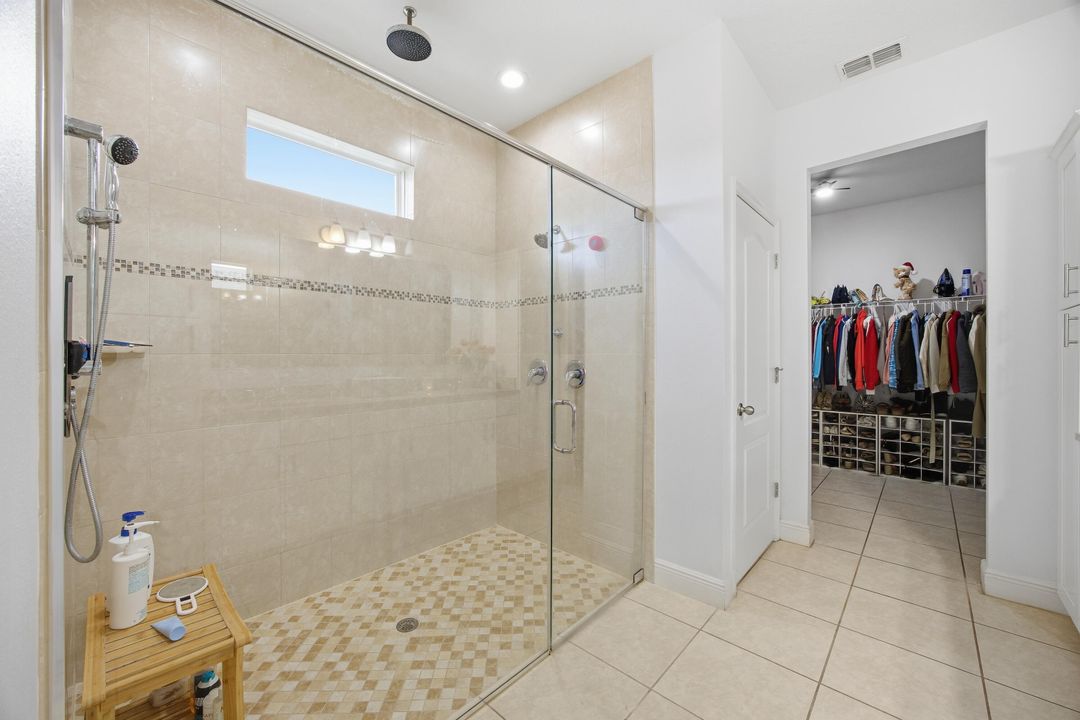 На продажу: $595,000 (4 спален, 3 ванн, 2466 Квадратных фут)