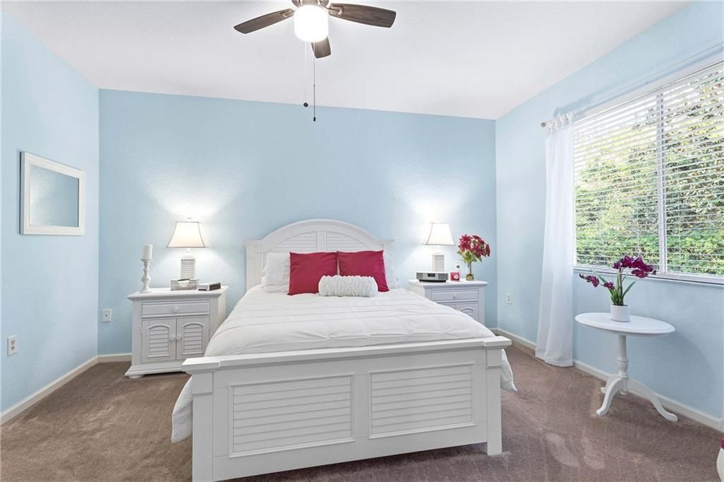 For Sale: $255,000 (3 beds, 2 baths, 1464 Square Feet)