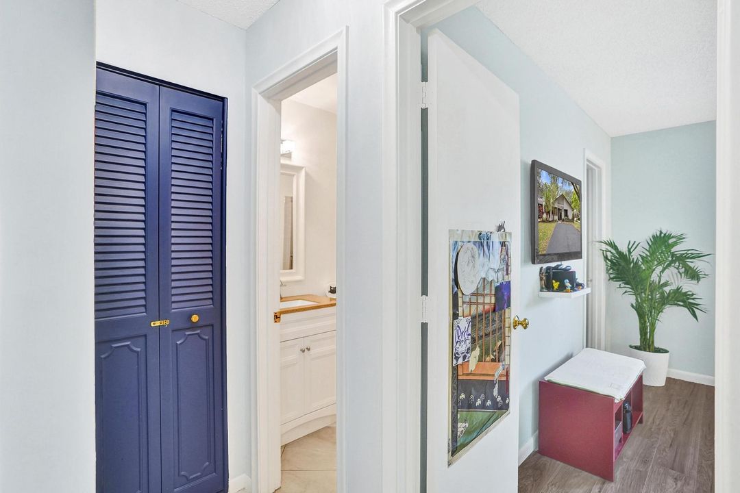 En Venta: $365,000 (2 camas, 2 baños, 1212 Pies cuadrados)