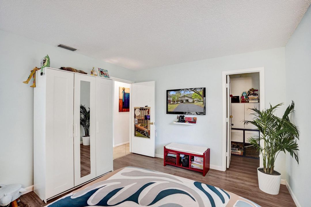 En Venta: $365,000 (2 camas, 2 baños, 1212 Pies cuadrados)