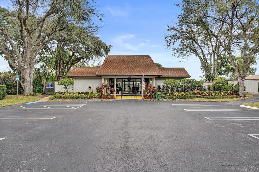 En Venta: $365,000 (2 camas, 2 baños, 1212 Pies cuadrados)