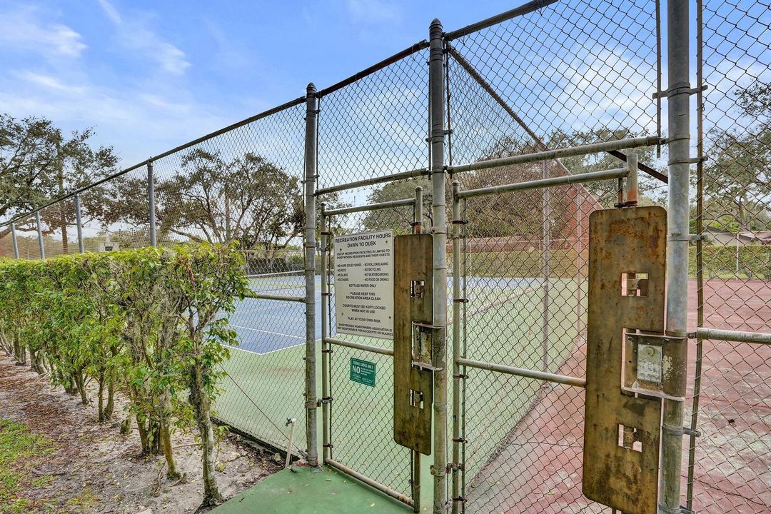 En Venta: $365,000 (2 camas, 2 baños, 1212 Pies cuadrados)