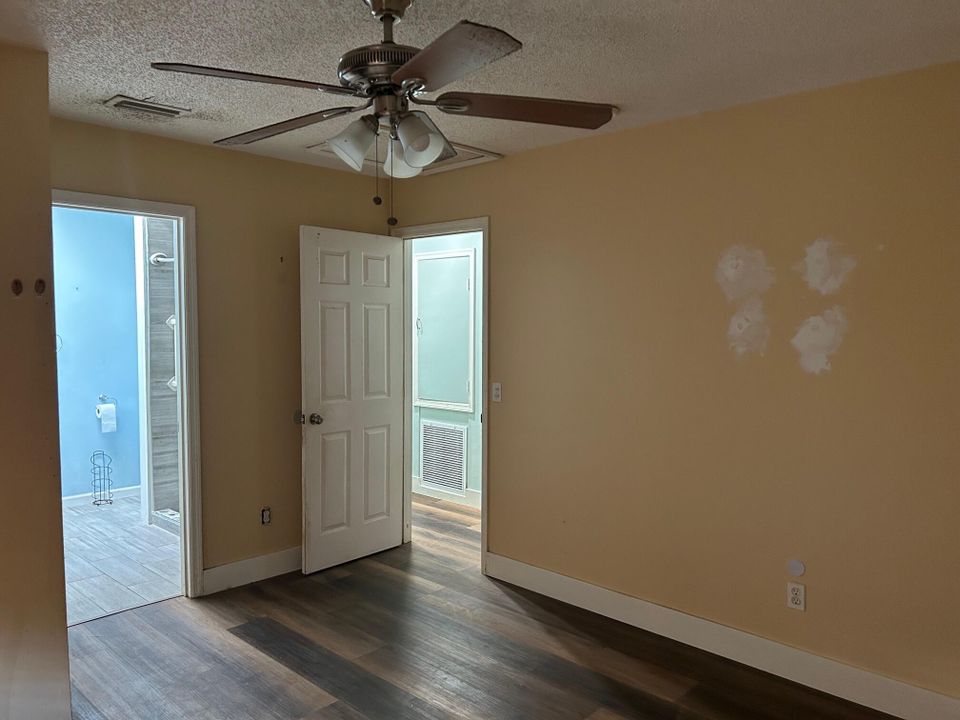 待售: $255,000 (3 贝兹, 2 浴室, 1308 平方英尺)