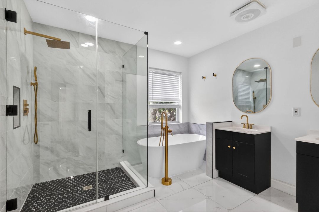 For Sale: $565,000 (4 beds, 2 baths, 2213 Square Feet)