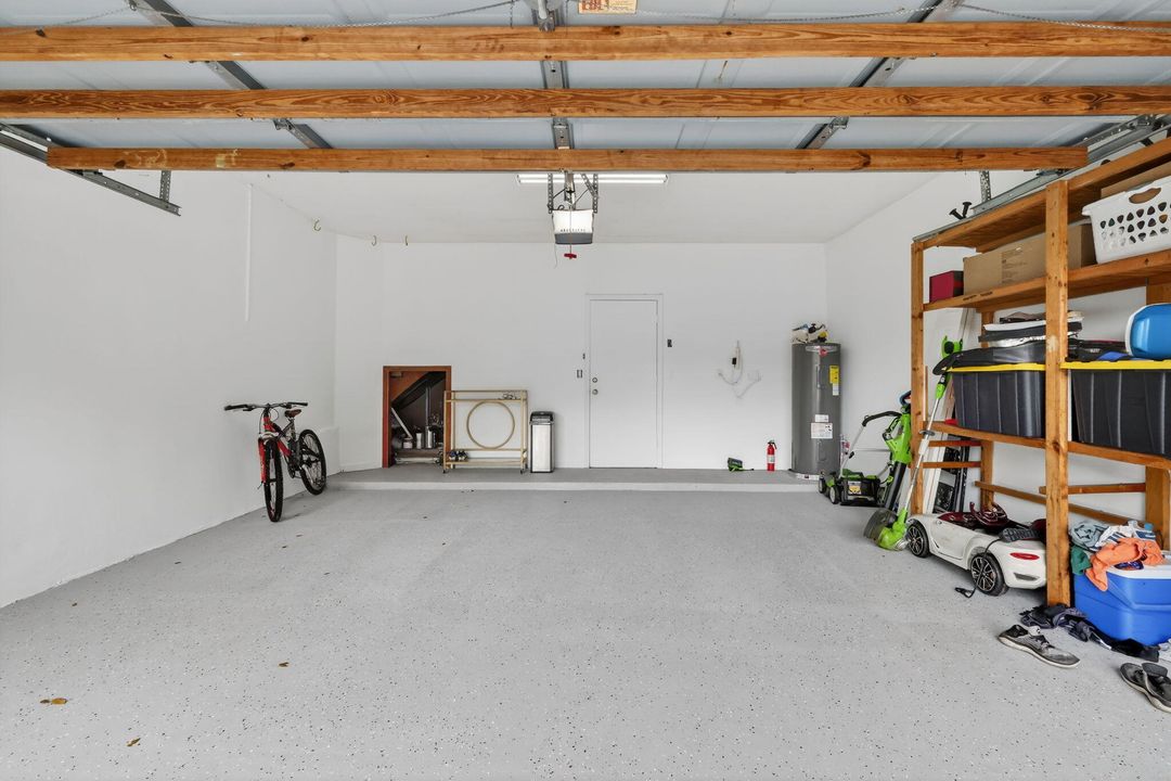 For Sale: $565,000 (4 beds, 2 baths, 2213 Square Feet)