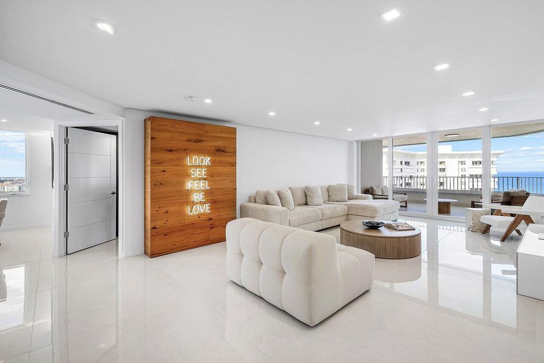 For Sale: $2,495,000 (2 beds, 2 baths, 1488 Square Feet)