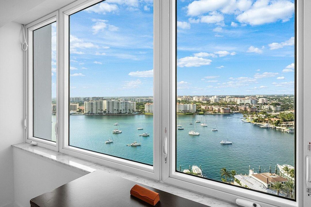 For Sale: $2,495,000 (2 beds, 2 baths, 1488 Square Feet)