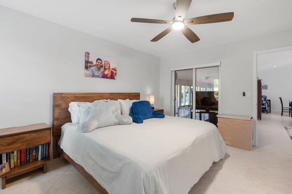 For Sale: $674,900 (3 beds, 2 baths, 2049 Square Feet)