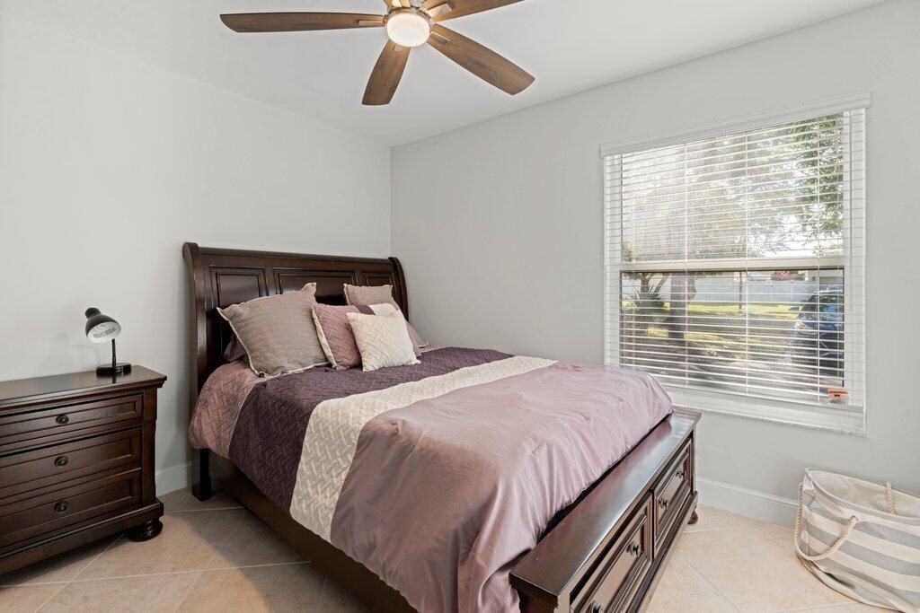 For Sale: $674,900 (3 beds, 2 baths, 2049 Square Feet)