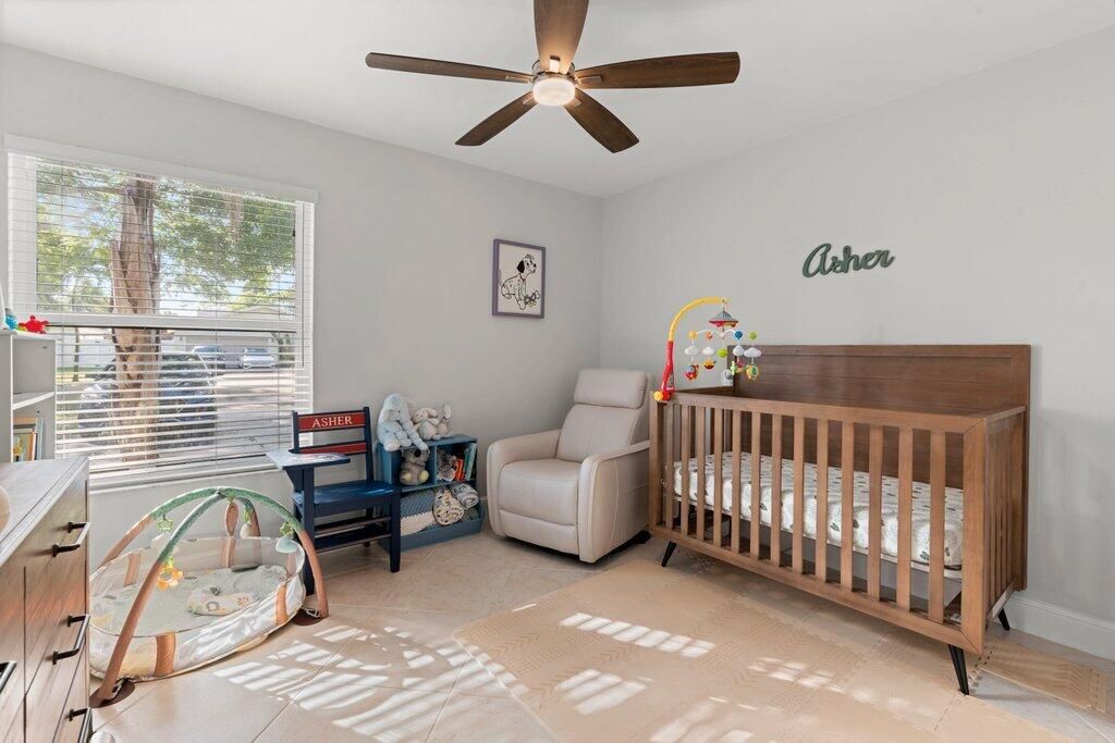 For Sale: $674,900 (3 beds, 2 baths, 2049 Square Feet)