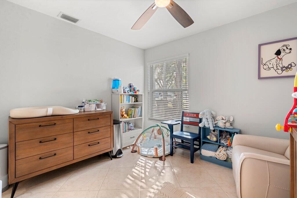 For Sale: $674,900 (3 beds, 2 baths, 2049 Square Feet)