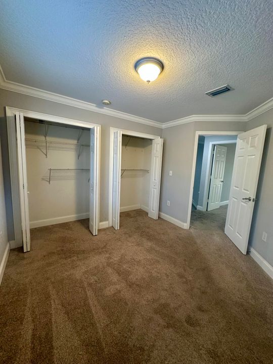 For Sale: $430,000 (3 beds, 2 baths, 1188 Square Feet)