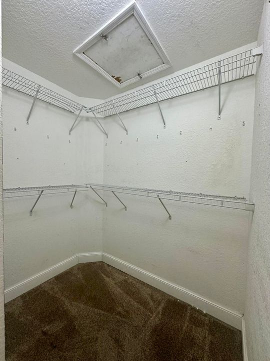 For Sale: $430,000 (3 beds, 2 baths, 1188 Square Feet)