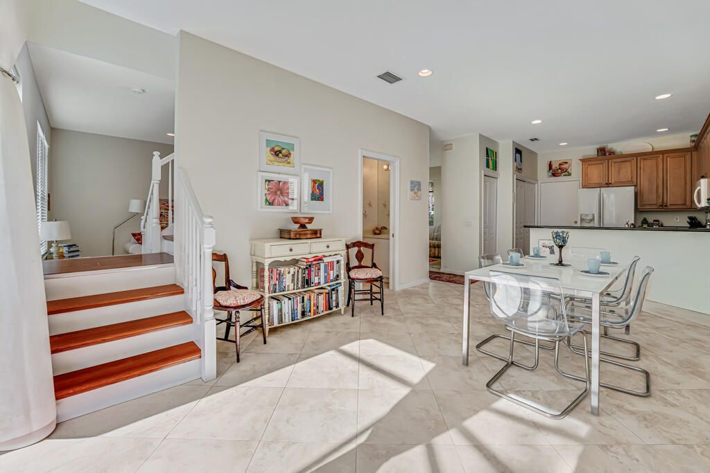 待售: $498,000 (3 贝兹, 2 浴室, 1800 平方英尺)