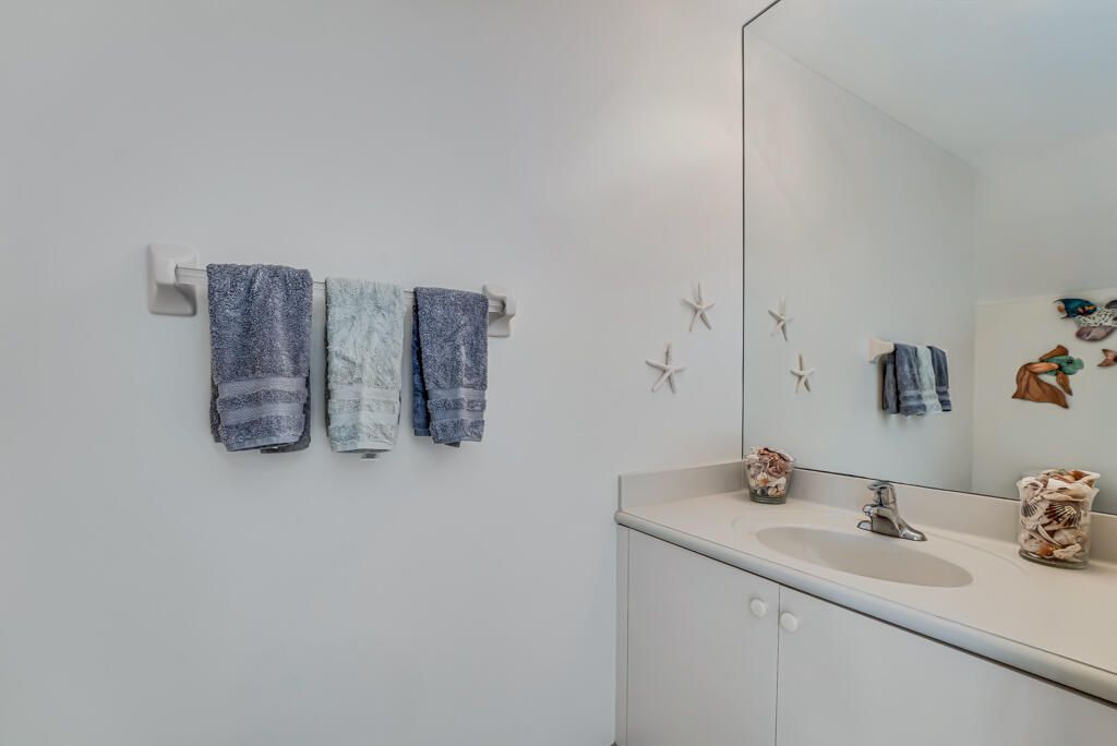 待售: $498,000 (3 贝兹, 2 浴室, 1800 平方英尺)