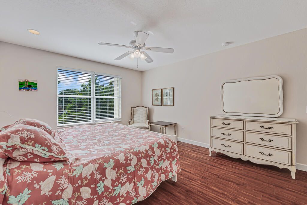 待售: $498,000 (3 贝兹, 2 浴室, 1800 平方英尺)