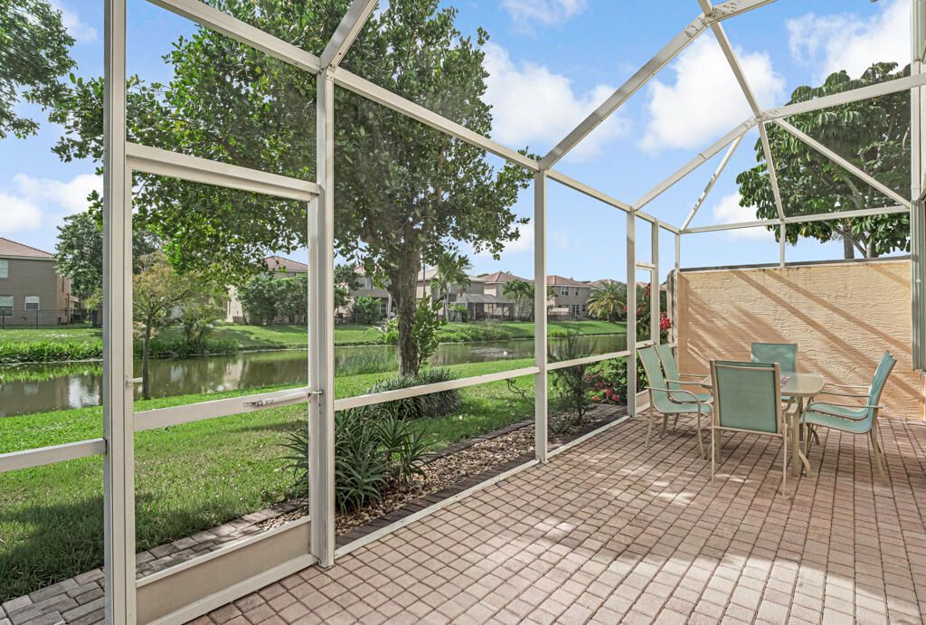 待售: $498,000 (3 贝兹, 2 浴室, 1800 平方英尺)