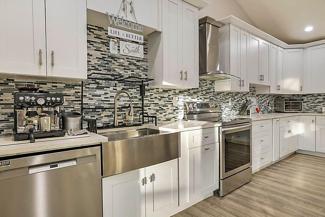 For Sale: $639,900 (3 beds, 2 baths, 1718 Square Feet)