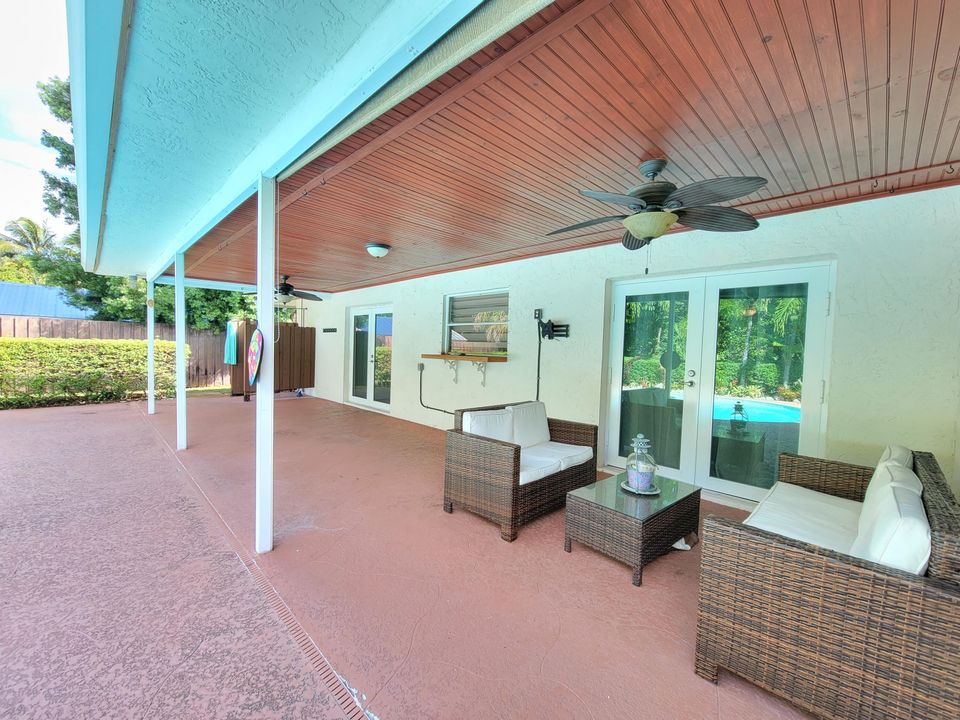 For Rent: $3,000 (3 beds, 2 baths, 1438 Square Feet)