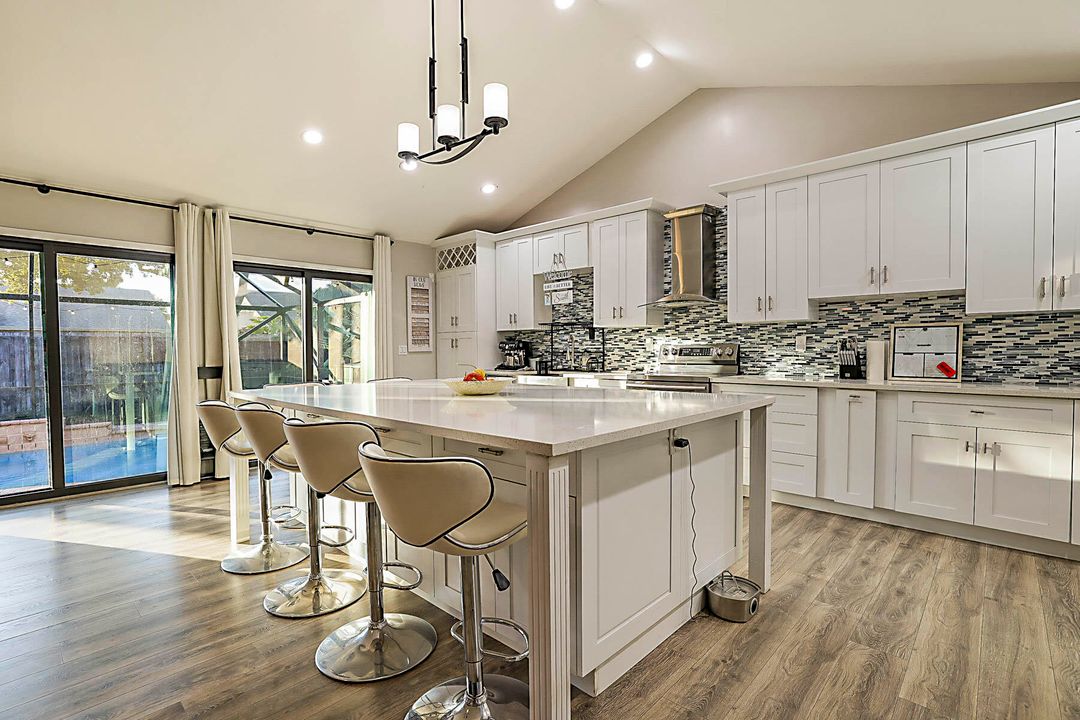 For Sale: $639,900 (3 beds, 2 baths, 1718 Square Feet)