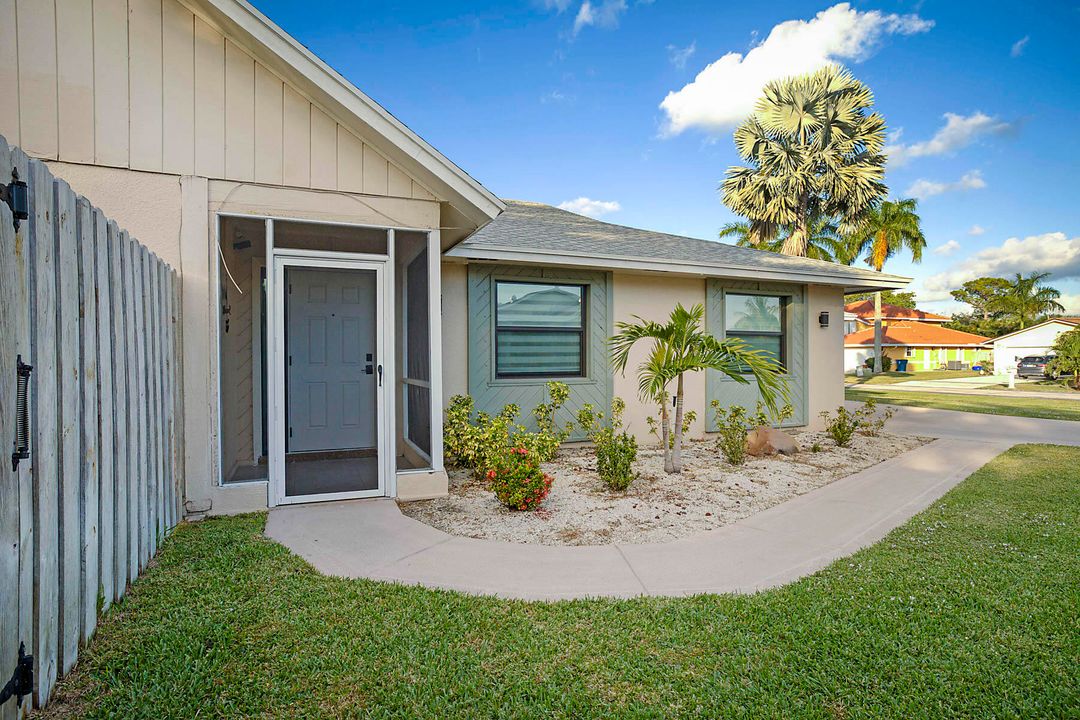 For Sale: $639,900 (3 beds, 2 baths, 1718 Square Feet)