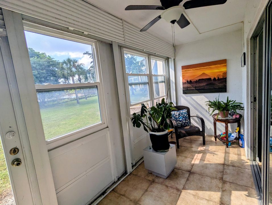 На продажу: $124,900 (1 спален, 1 ванн, 842 Квадратных фут)