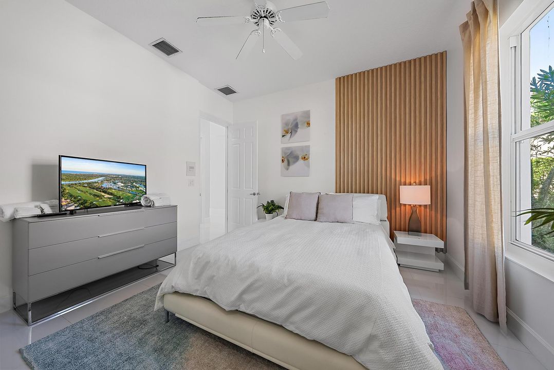 出租: $20,000 (4 贝兹, 4 浴室, 3254 平方英尺)