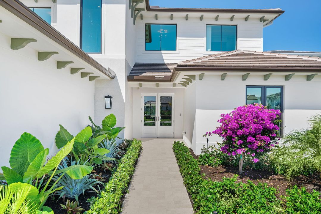 For Rent: $30,000 (5 beds, 4 baths, 4685 Square Feet)